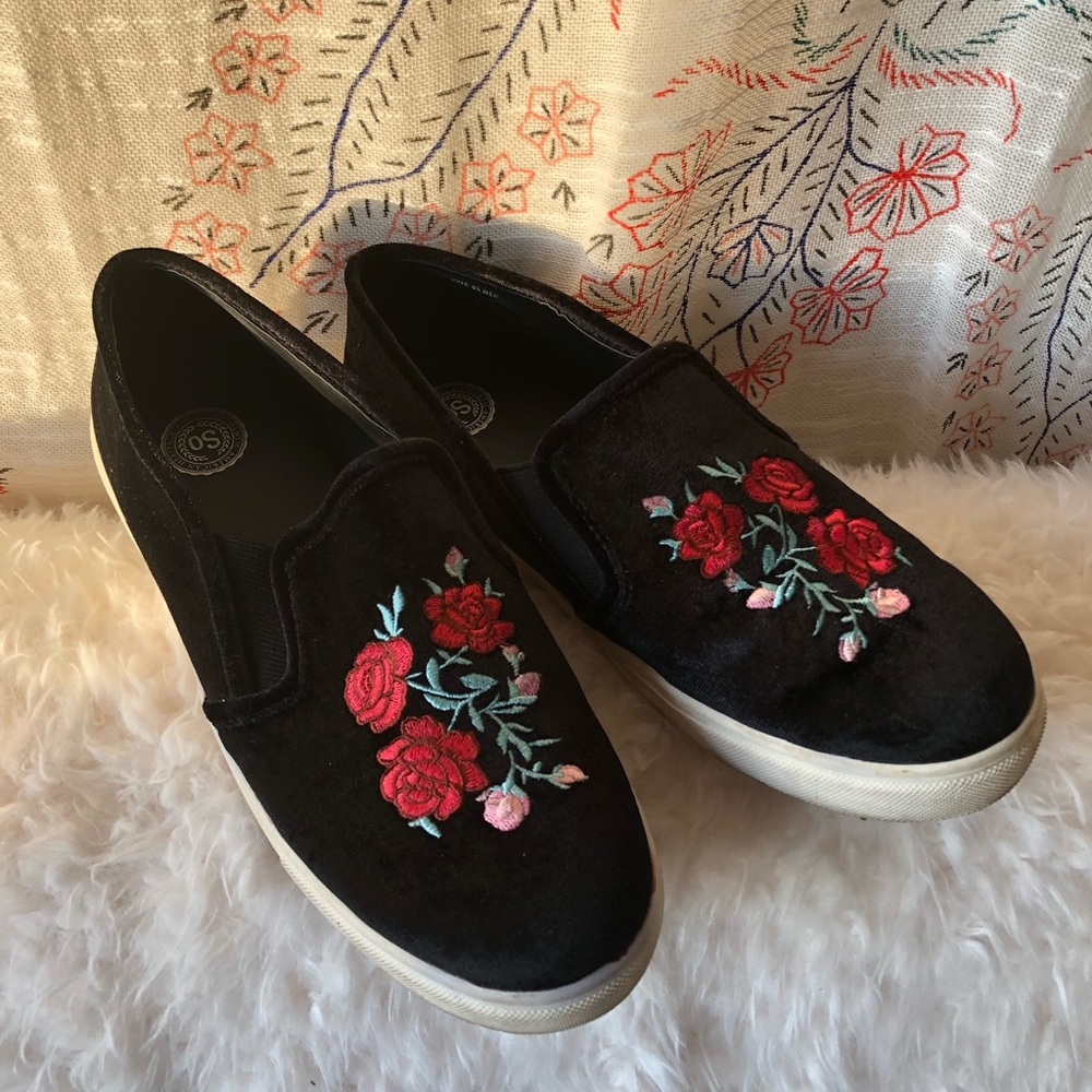 Velvet Floral Rose Vans Style Shoes
